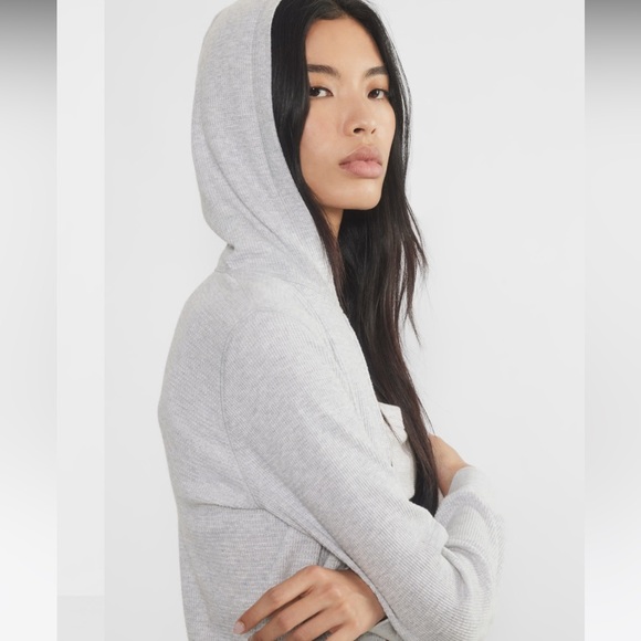 Aritzia TNA full zip waffle knit hoodie - Picture 2 of 6